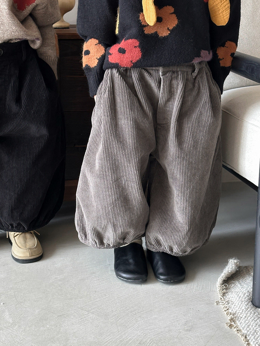 ぽっちゃりコーデュロイパンツ