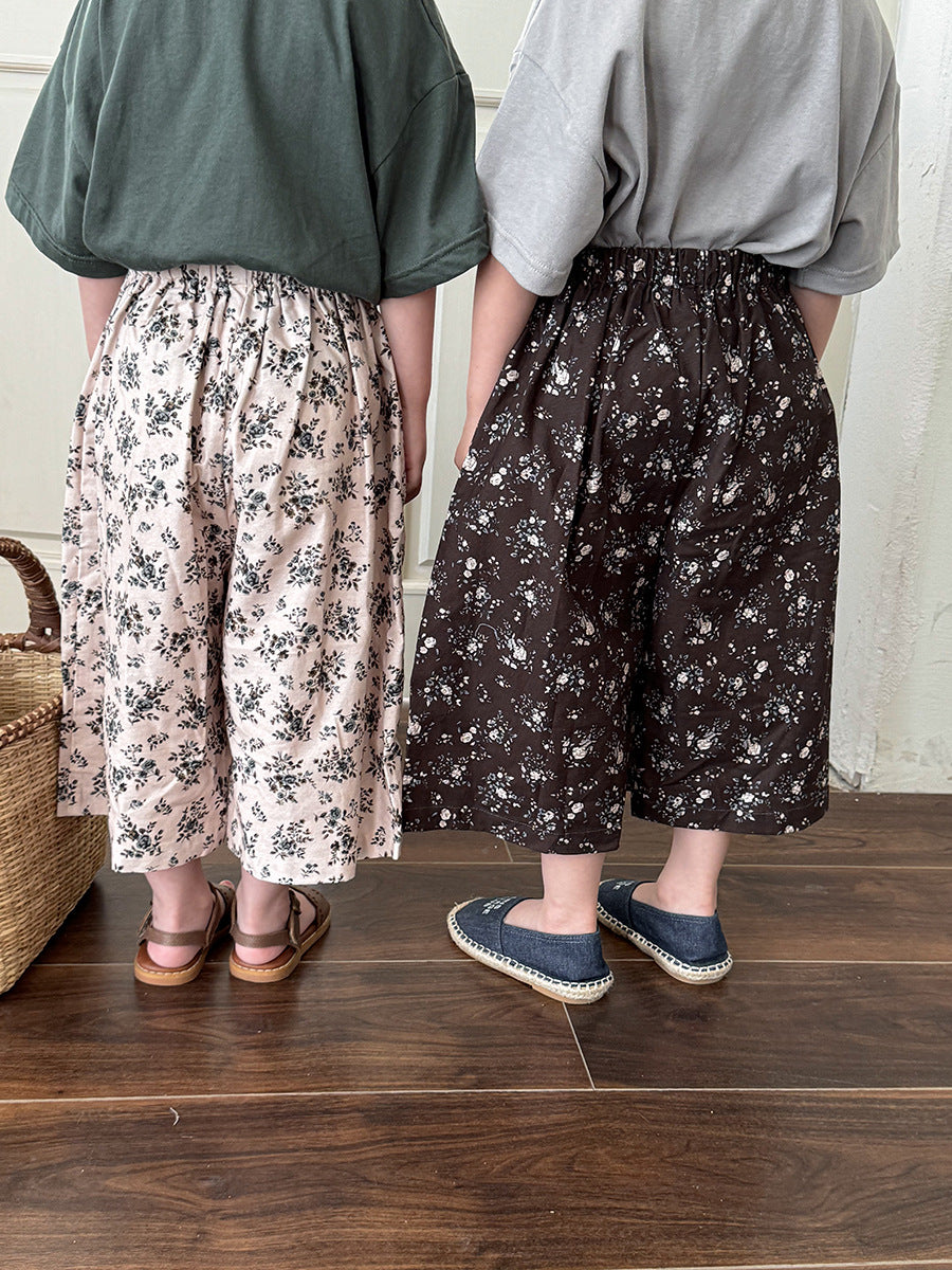 ボタニカル柄ストレート薄手パンツ