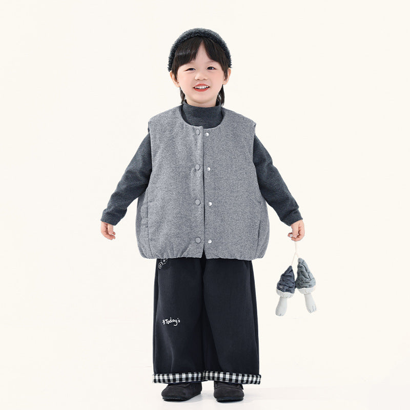 中綿入りスナップボタンベスト
