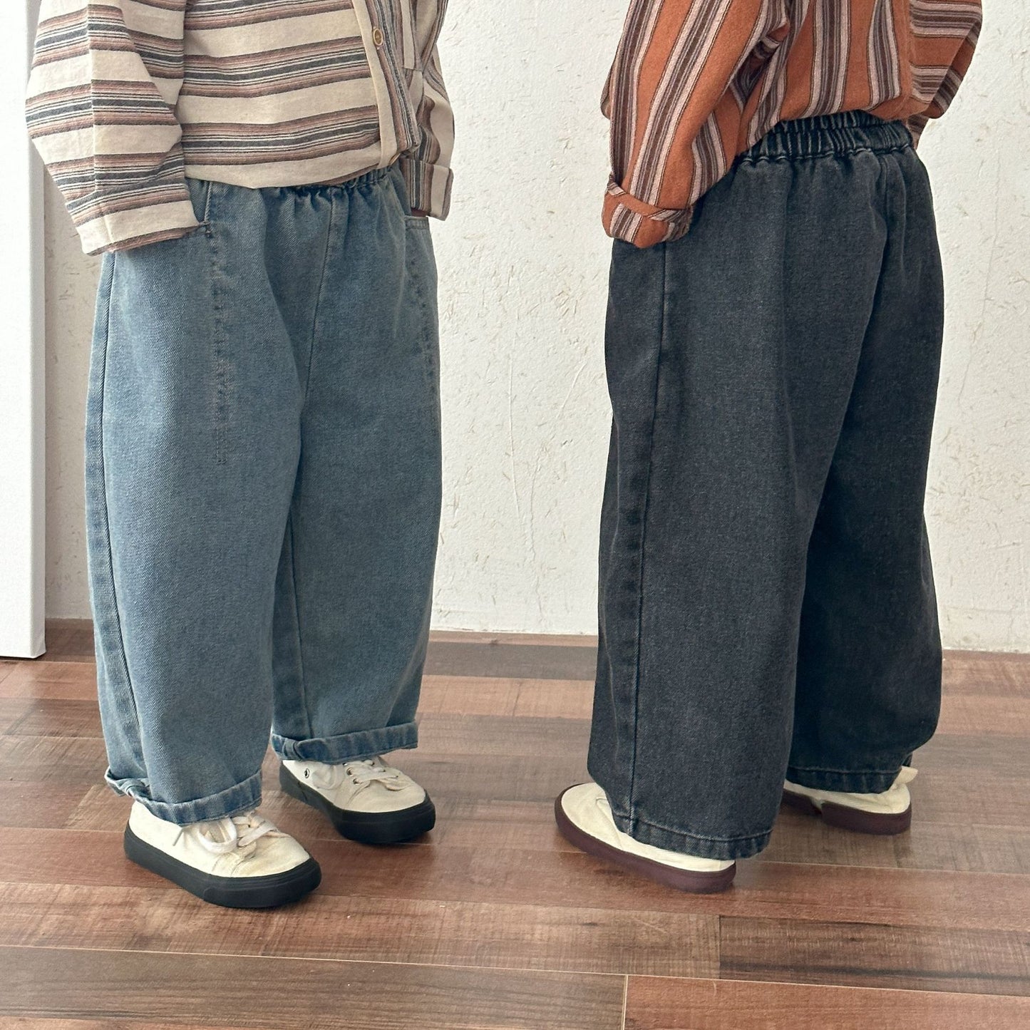 ソフトデニムパンツ