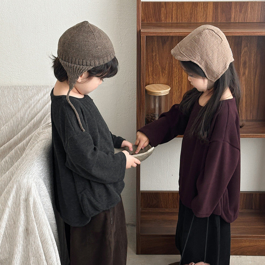 シンプル無地長袖Tシャツ