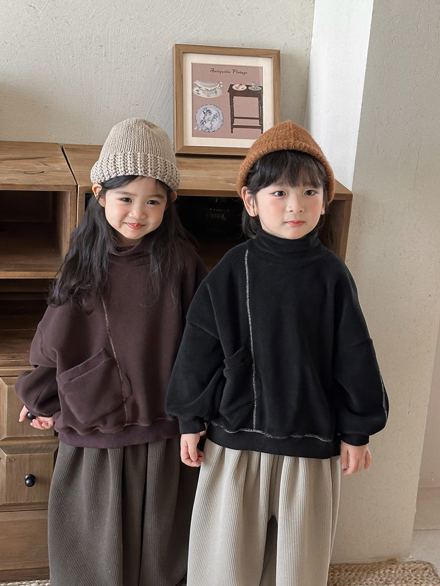 Fleece-lined stitched sweatshirt