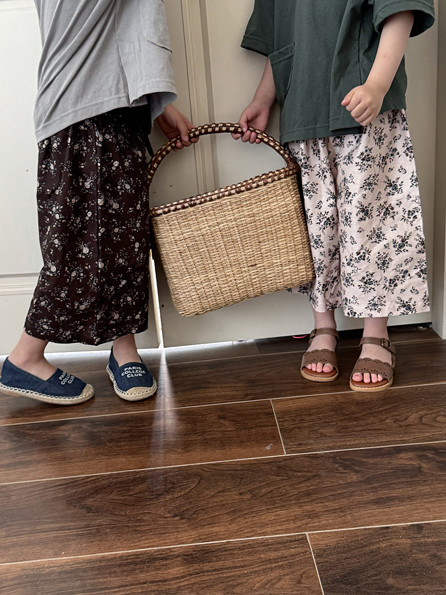 ボタニカル柄ストレート薄手パンツ