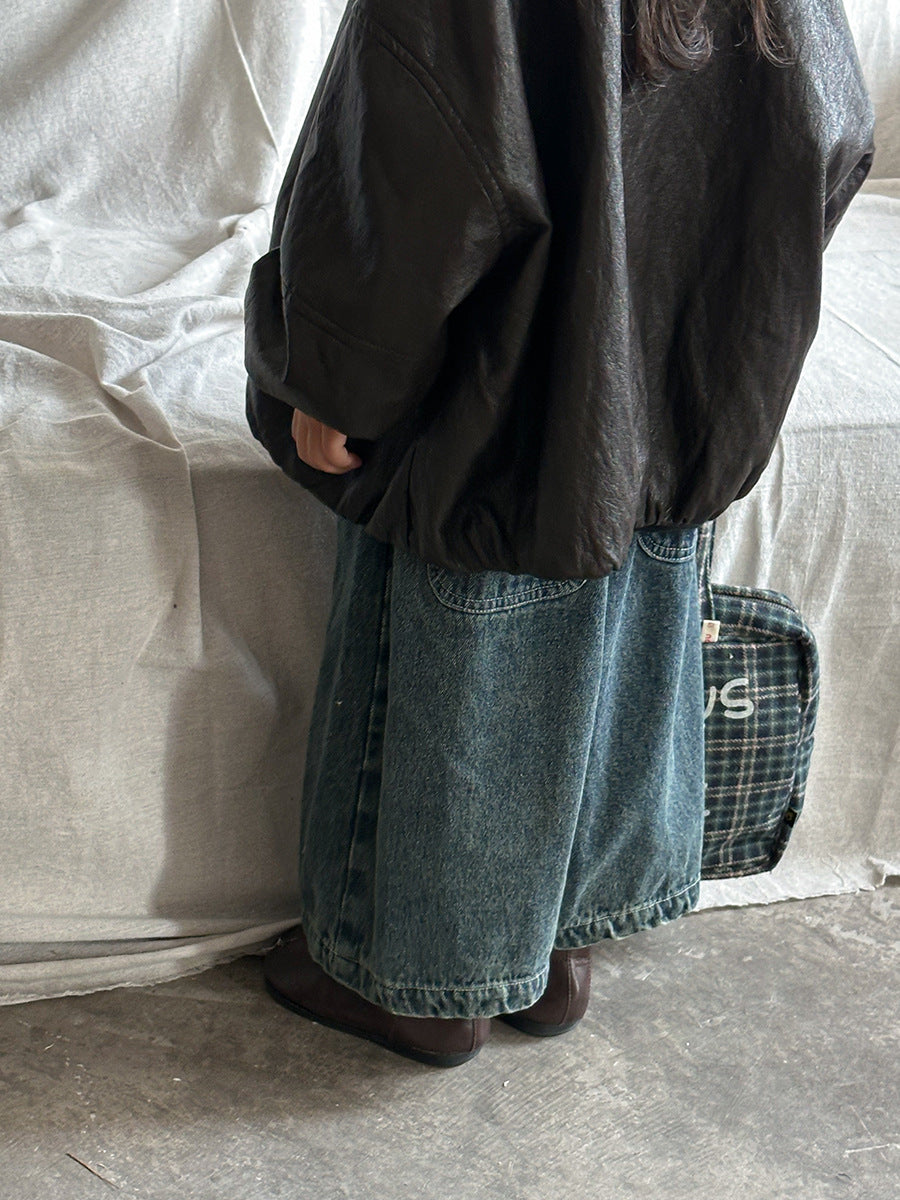 ストレートデニムパンツ