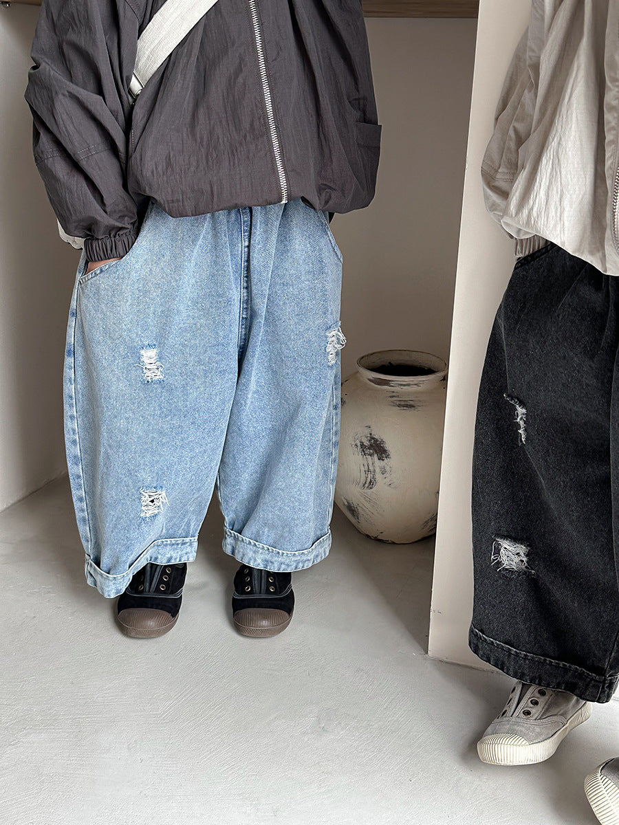 ダメージ加工デニムパンツ