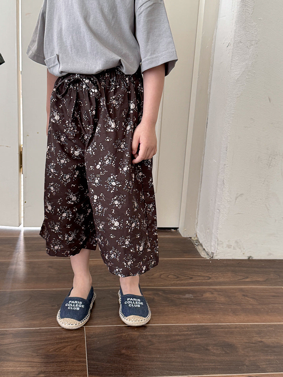 ボタニカル柄ストレート薄手パンツ