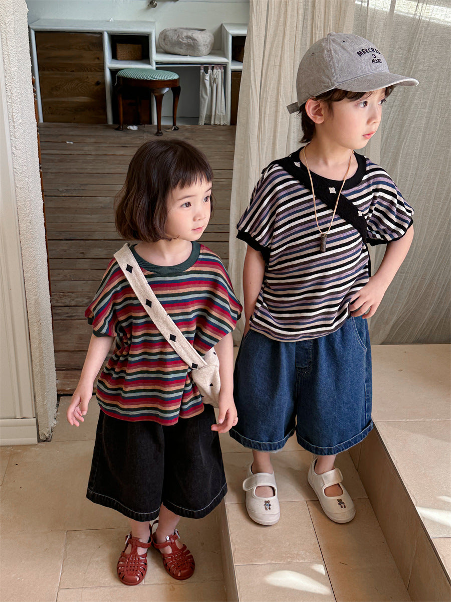 カラフルボーダー柄Tシャツ