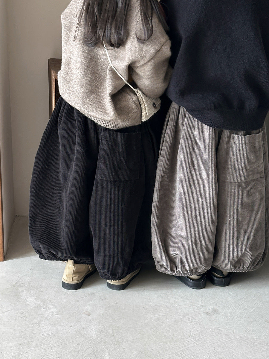 ぽっちゃりコーデュロイパンツ