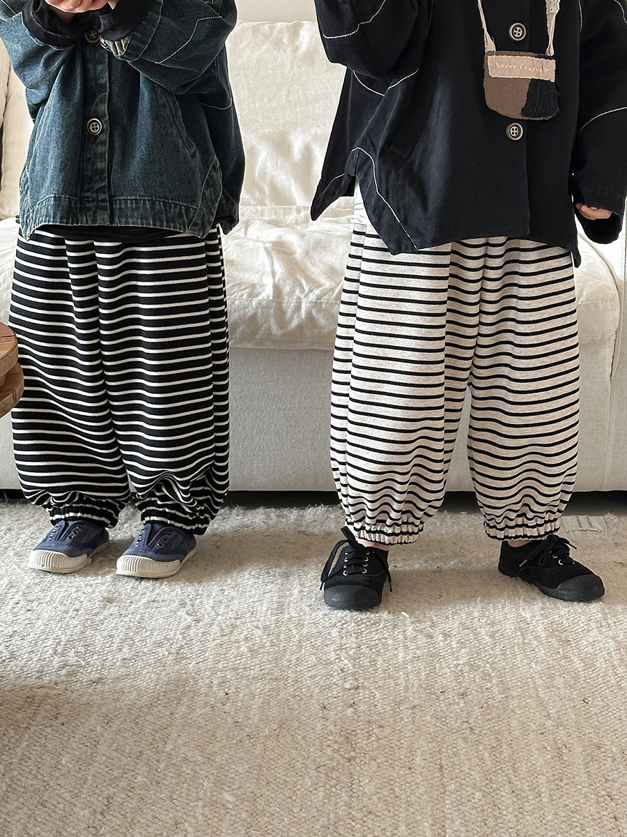 ボーダー柄スウェットパンツ