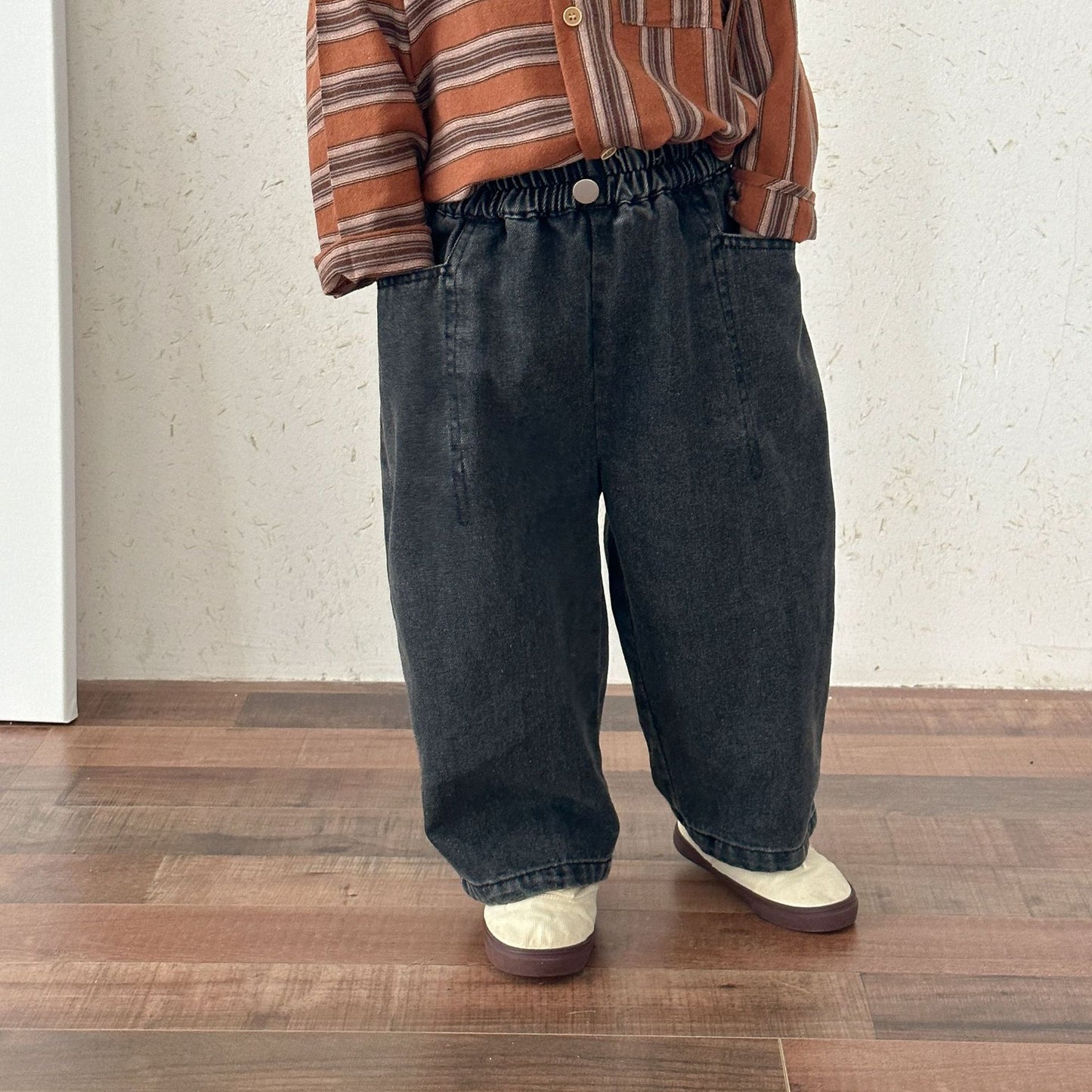 ソフトデニムパンツ