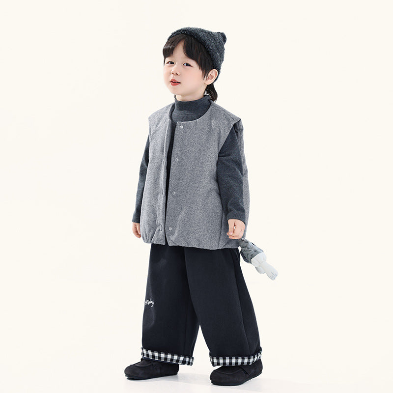 中綿入りスナップボタンベスト