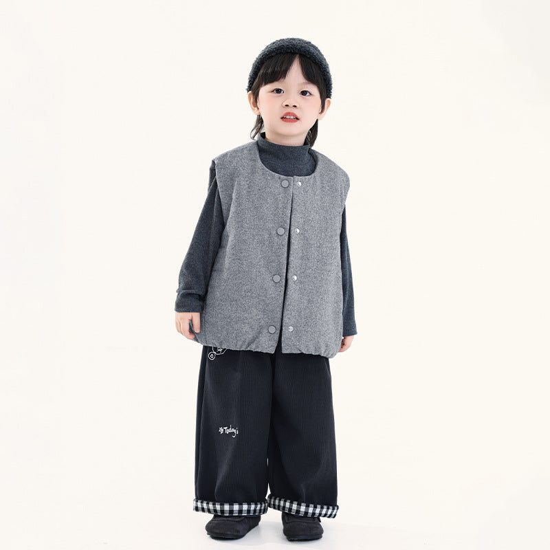 中綿入りスナップボタンベスト