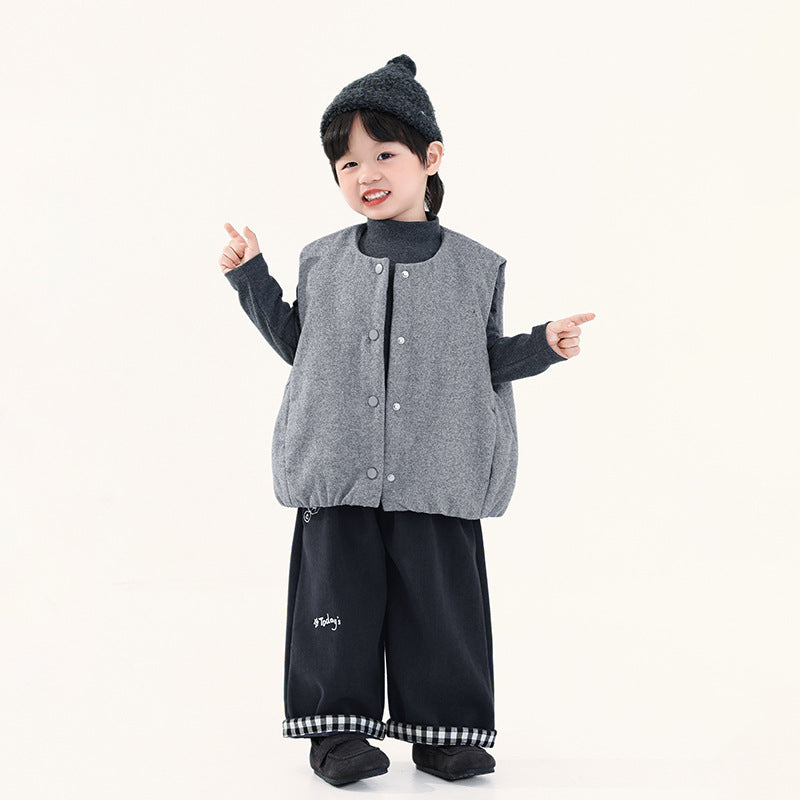 中綿入りスナップボタンベスト