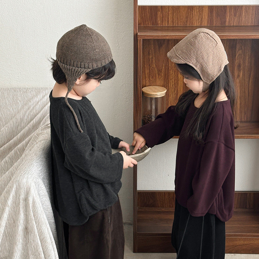 シンプル無地長袖Tシャツ
