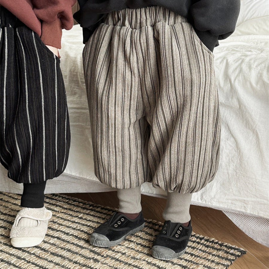 ストライプ柄裏ボア裾リブパンツ