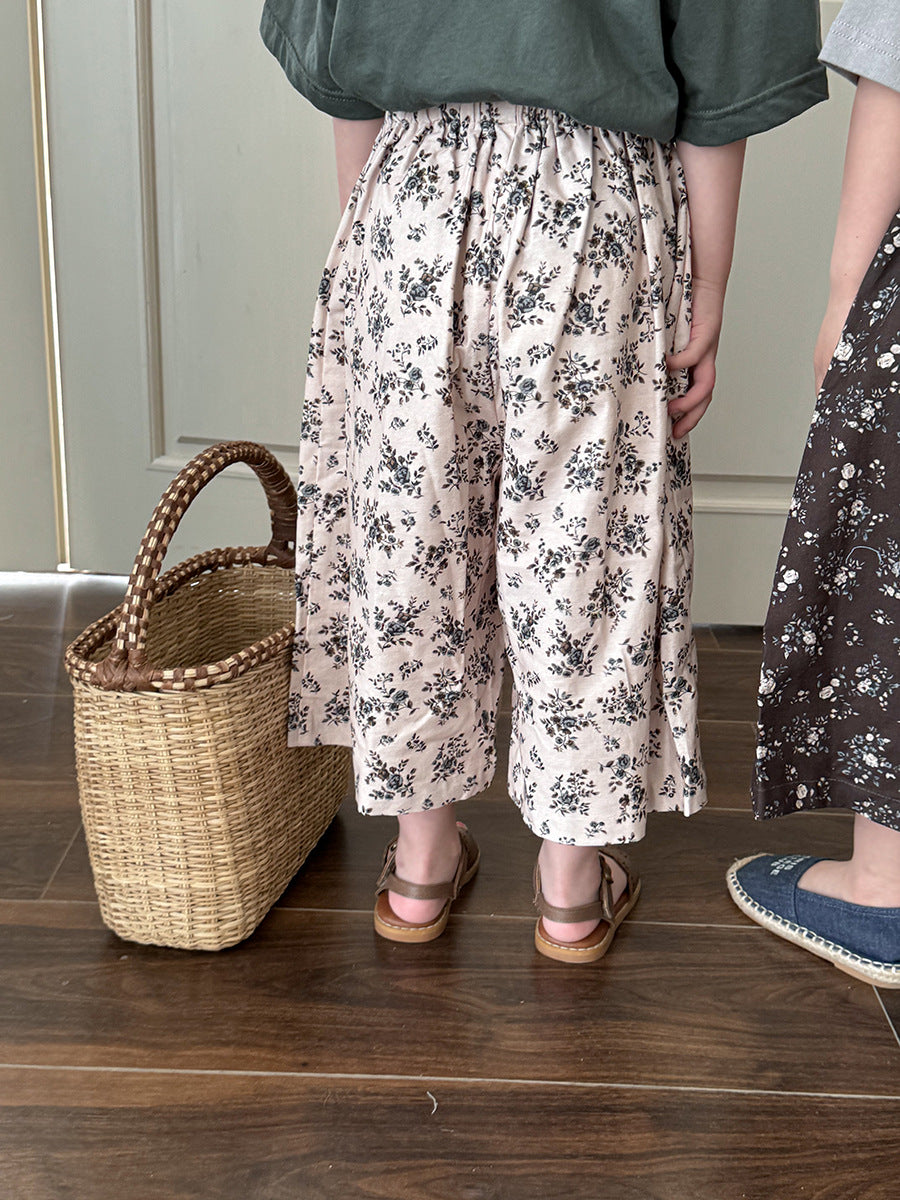 ボタニカル柄ストレート薄手パンツ