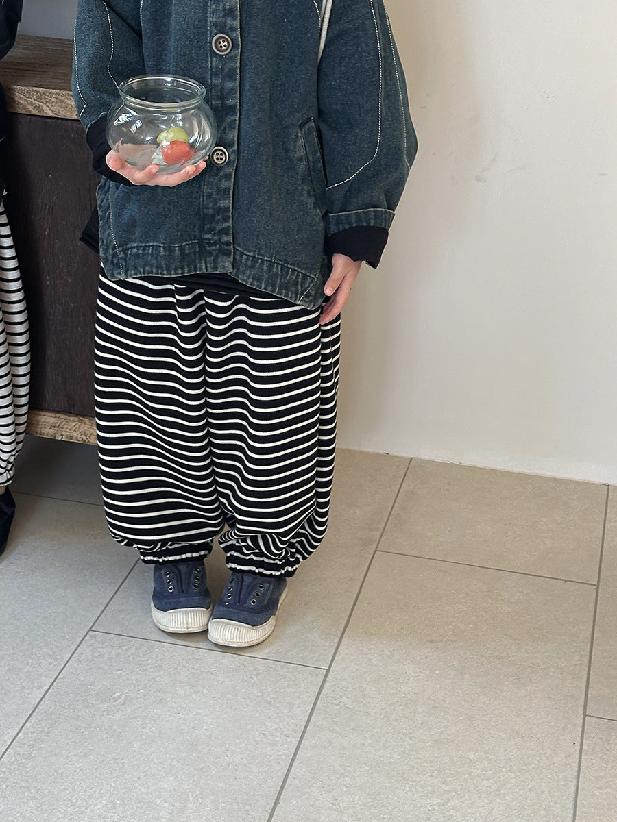 ボーダー柄スウェットパンツ