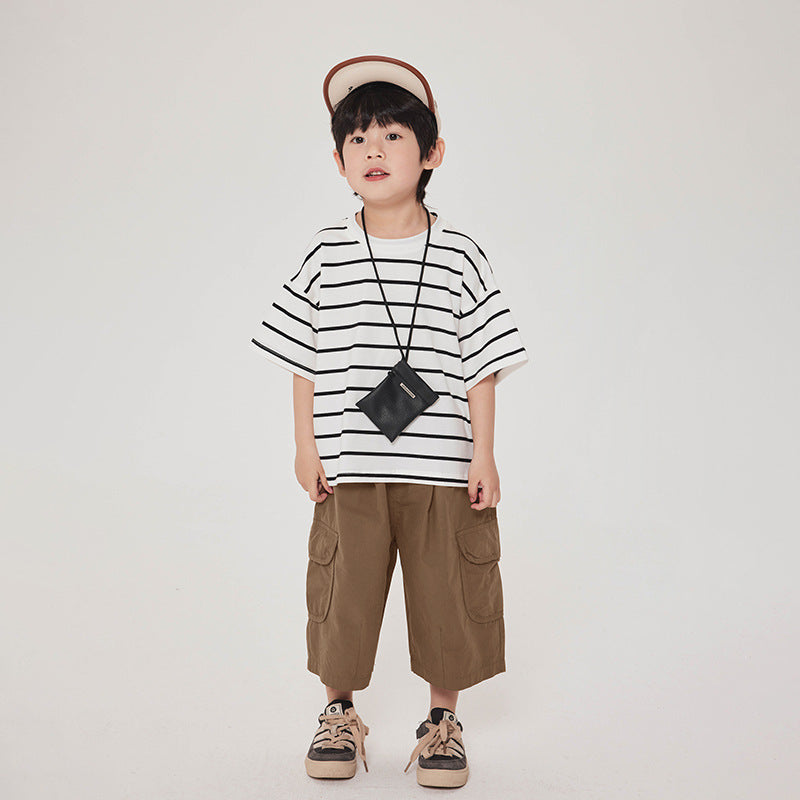 モノトーンボーダーTシャツ