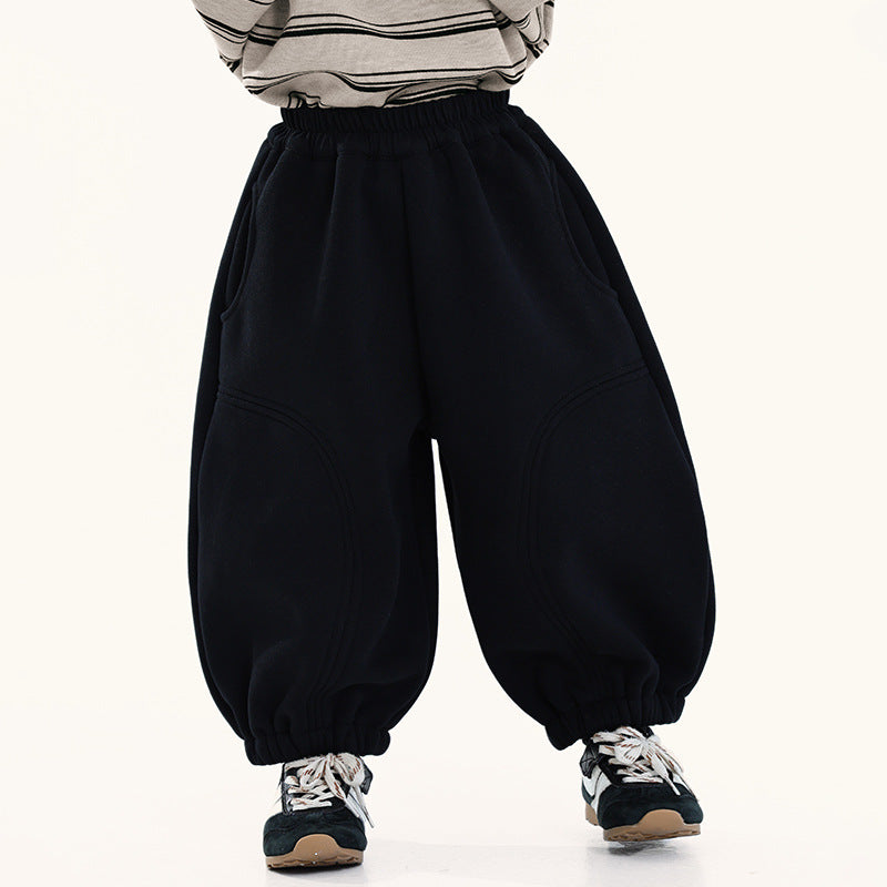 こだわりディテール裏ボアパンツ