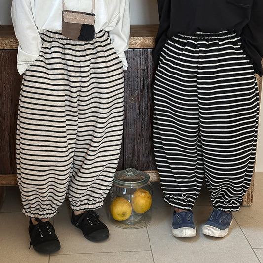 ボーダー柄スウェットパンツ