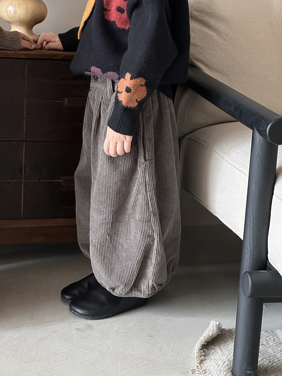 ぽっちゃりコーデュロイパンツ