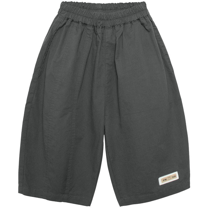 3/4 length pants with hem tag