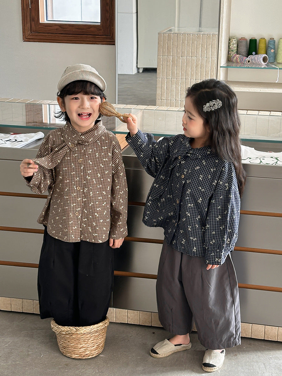 リーフ衿小花柄ブラウス