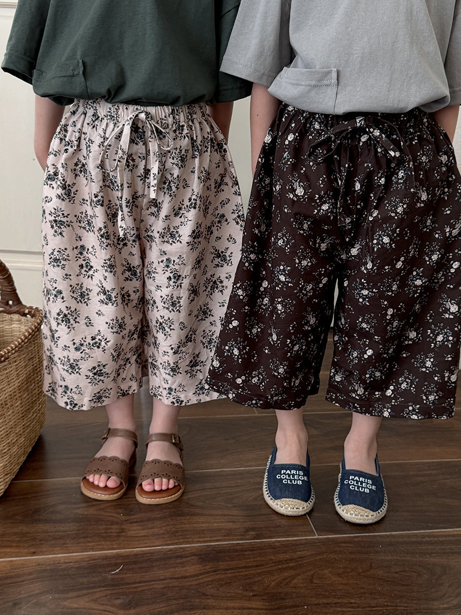 ボタニカル柄ストレート薄手パンツ