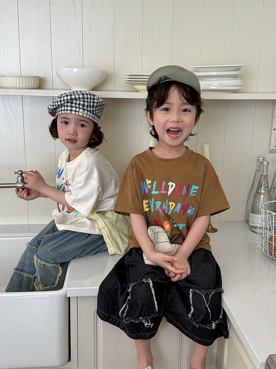 カラフルレターTシャツ