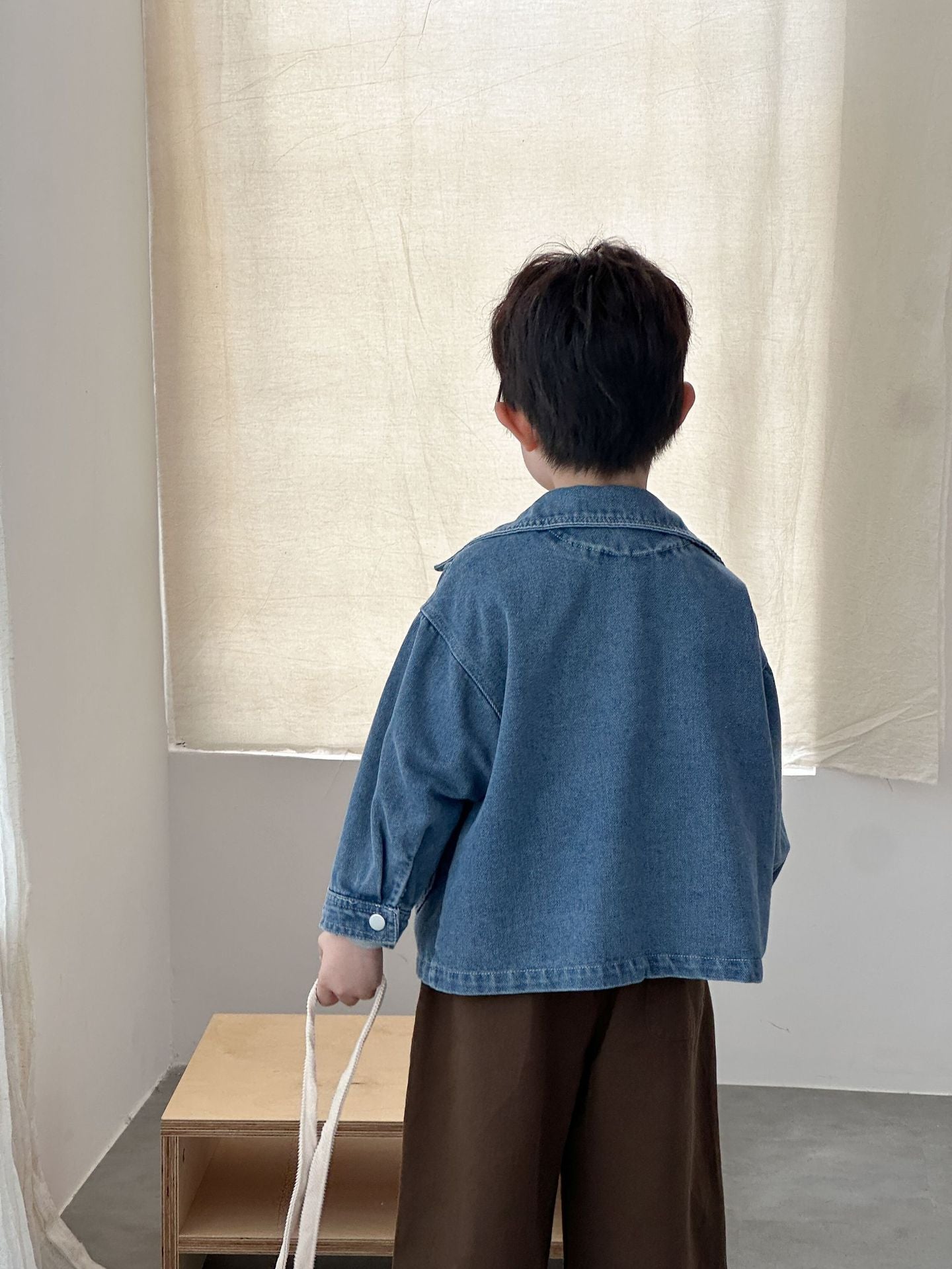 大きめポケットデニムジャケット