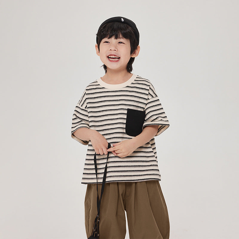 ボーダー柄配色ポケットTシャツ