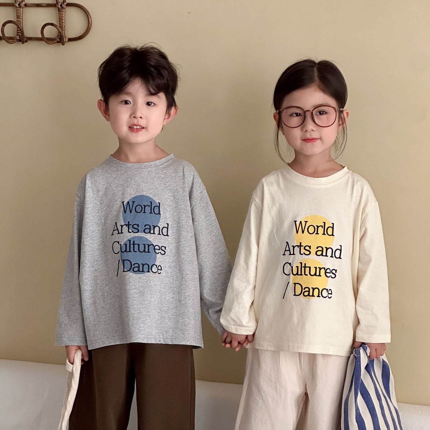 レターデザイン長袖Tシャツ
