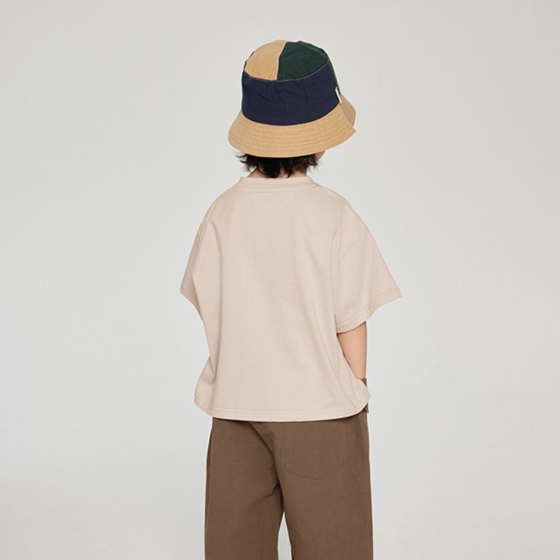 裾スリット入りTシャツ