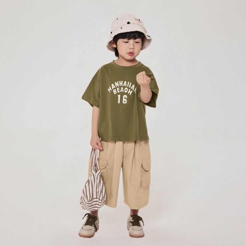 英文字プリントTシャツ