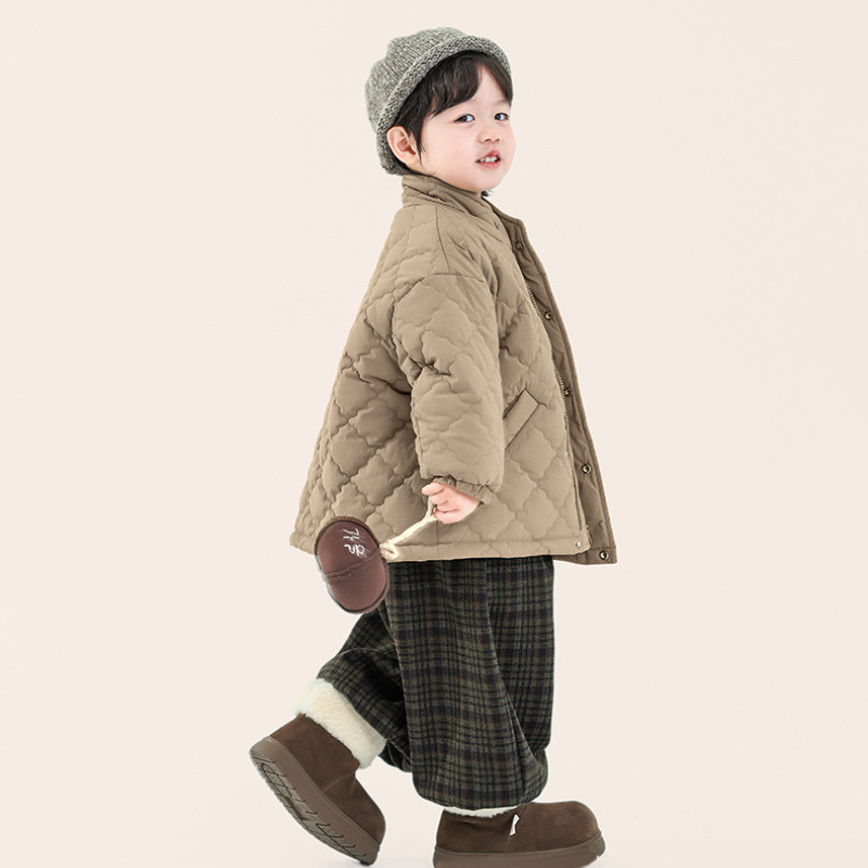 中綿入りスタンドカラーキルティングコート
