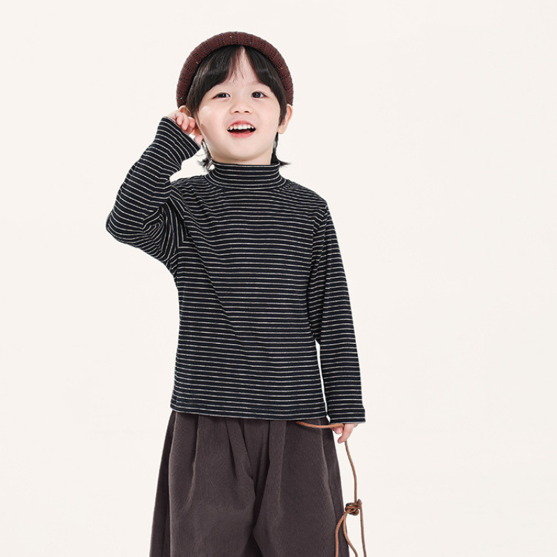 細ボーダーハイネック長袖