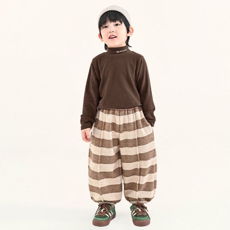 ボーダー柄裏ボアスウェットパンツ