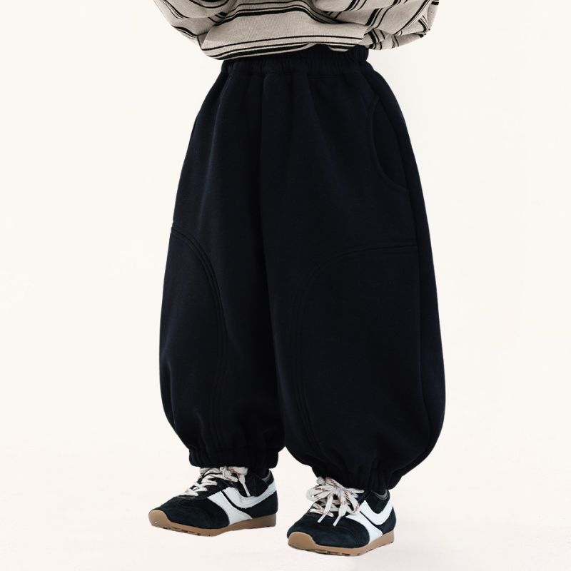 こだわりディテール裏ボアパンツ