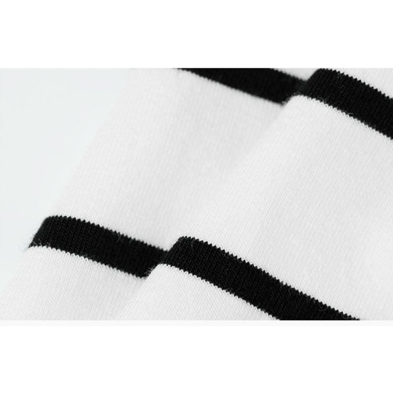 モノトーンボーダーTシャツ