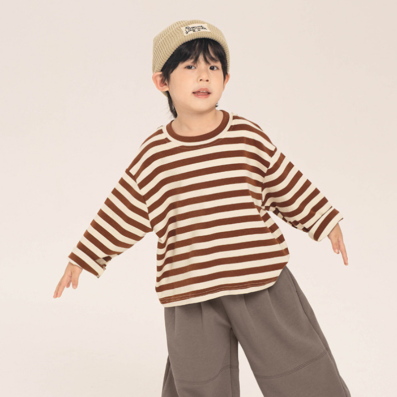 ゆったりボーダー長袖Tシャツ