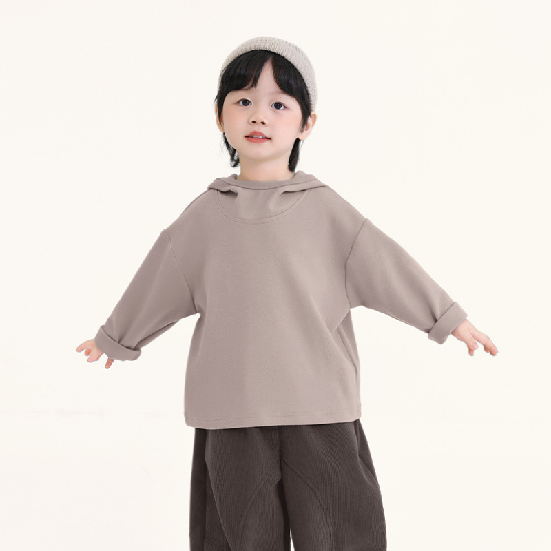 無地フーディー