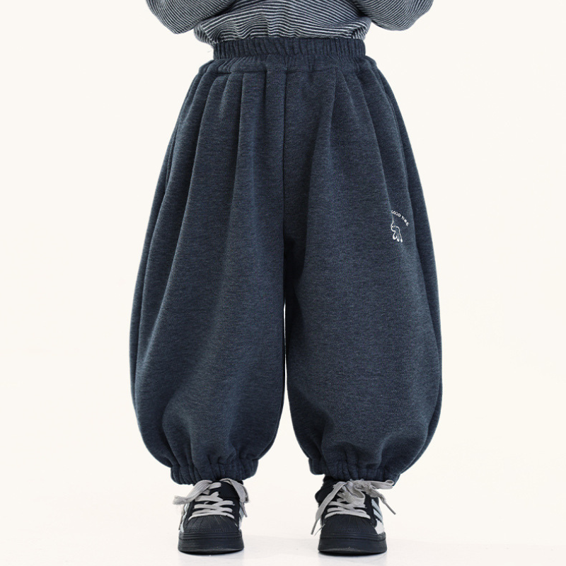 グレー裏ボアバルーンパンツ