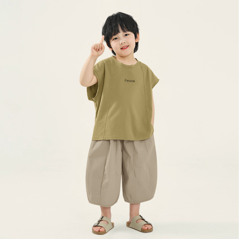 プリーツ7分丈パンツ