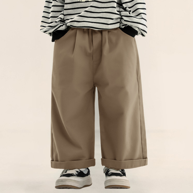 ベーシックストレートパンツ