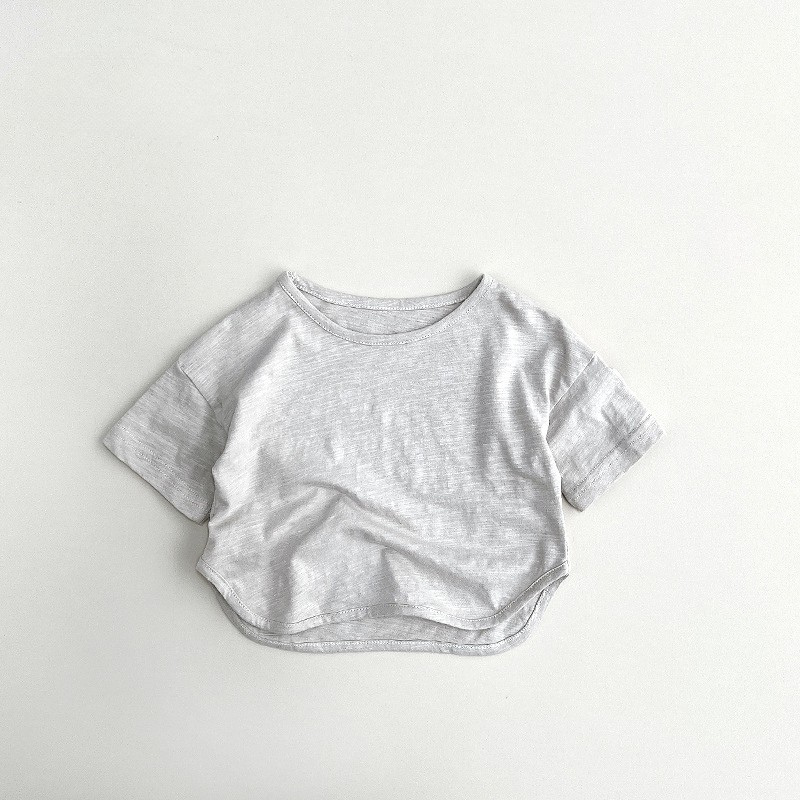 クリーム色クルーネックTシャツ