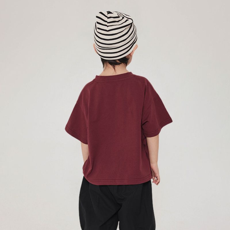 英文字プリントTシャツ