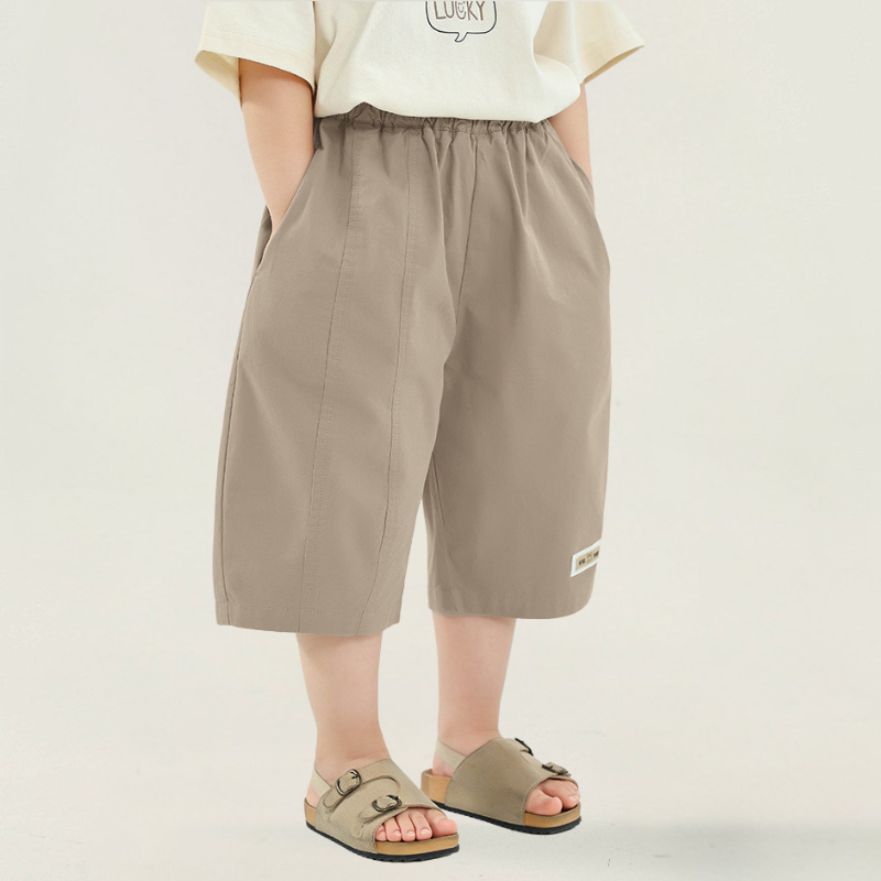 裾タグ付き7分丈パンツ