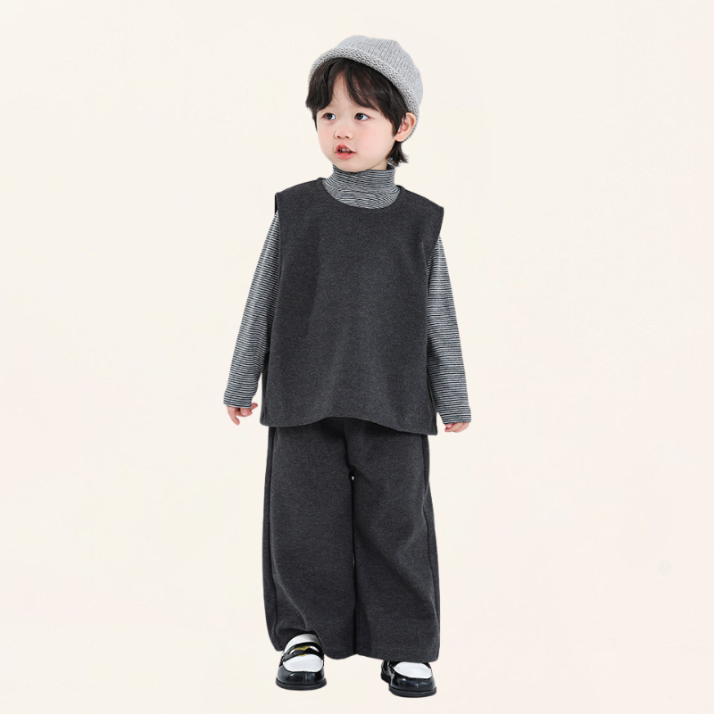 ベストとストレートパンツ2点セット