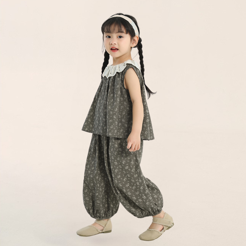 プリーツ加工小花柄セットアップ