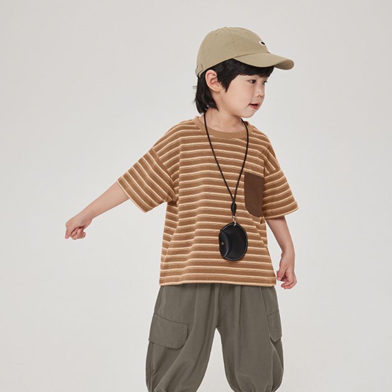 ボーダー柄配色ポケットTシャツ